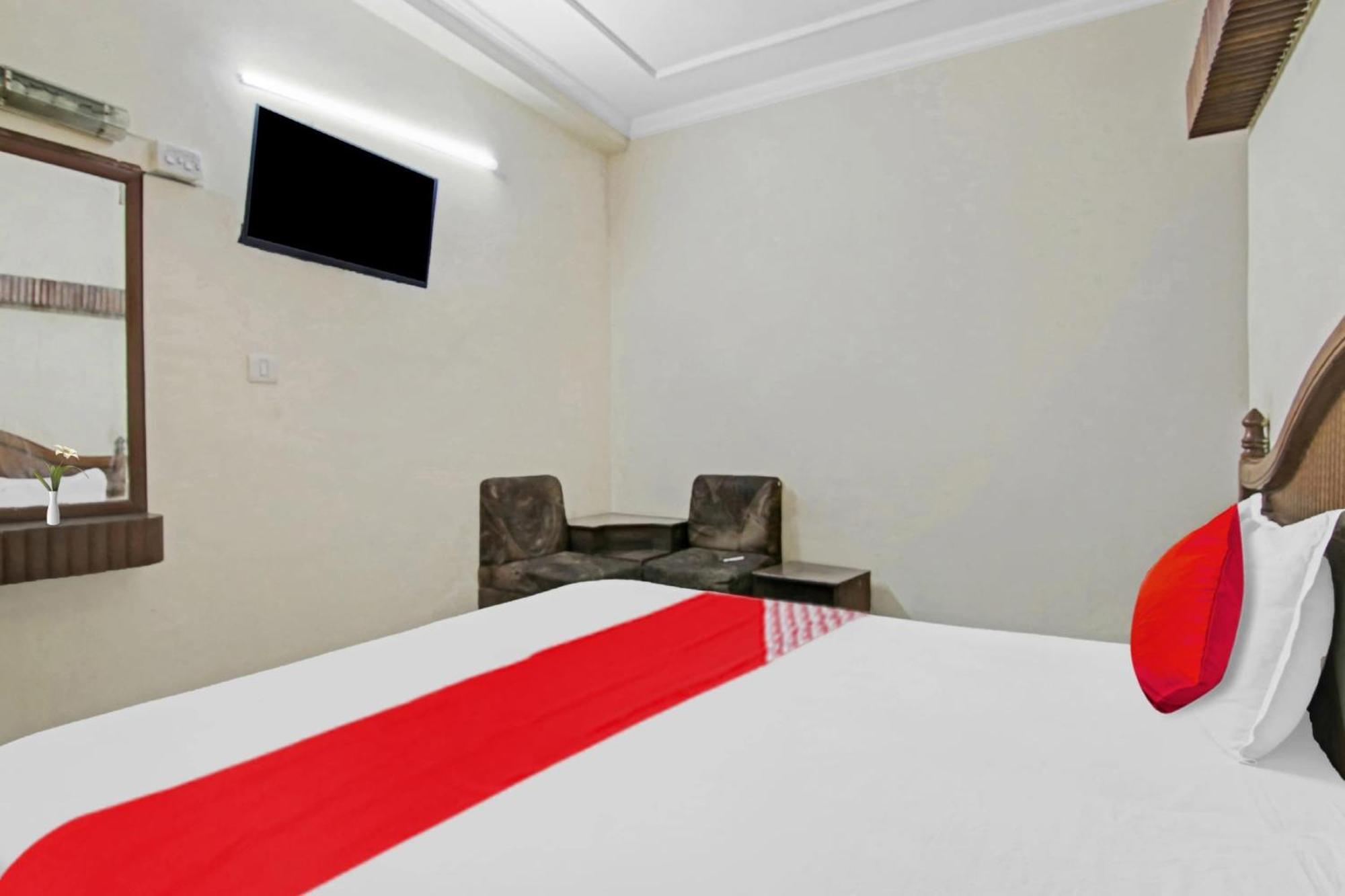 Hotel O Rak International New Delhi Exterior photo